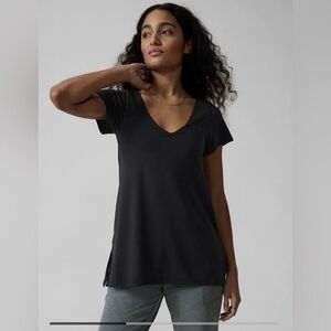NWT Athleta Essence Support Top